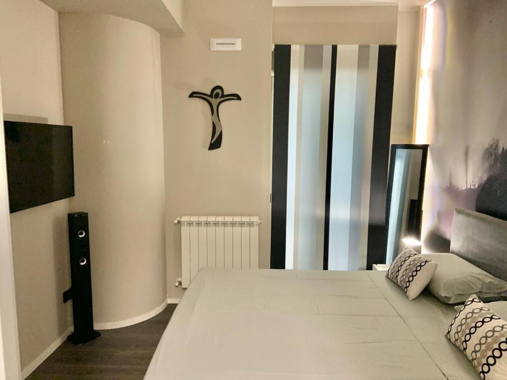 Апартаменты Relais Casa Via Generale Del Buono 13 Милаццо Экстерьер фото