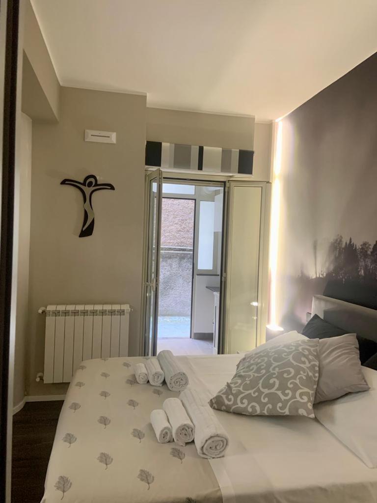Апартаменты Relais Casa Via Generale Del Buono 13 Милаццо Экстерьер фото